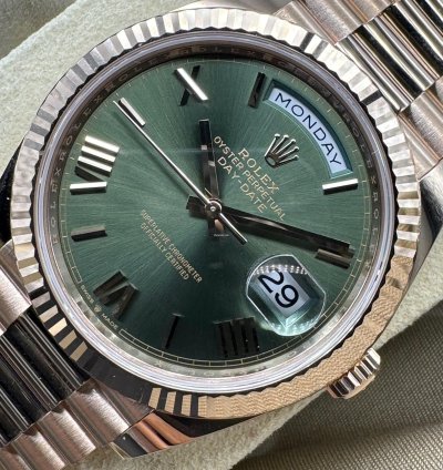 Rolex Day-date 40 Olive Green Roman Dial Unworn