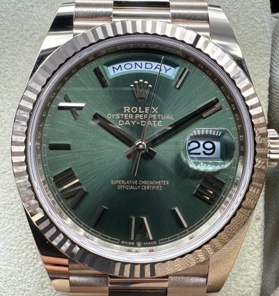 Rolex Day-date 40 Olive Green Roman Dial Unworn