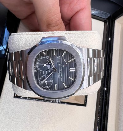 Patek Philippe Nautilus Moon Phase 5712