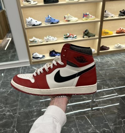 Jordan 1 Retro High Og Lost And Found