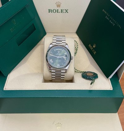 Rolex Day-date 40 Olive Roman Dial - 2023 - 228239