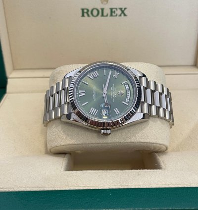 Rolex Day-date 40 Olive Roman Dial - 2023 - 228239