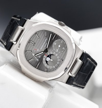 Patek Philippe Nautilus Moon Phase White Gold 40mm 5712g - Box Papers