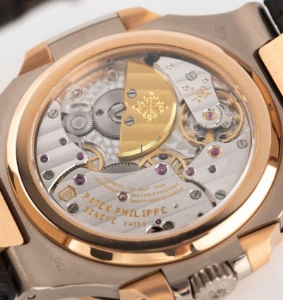 Patek Philippe Nautilus Moonphase 2011 - 5712gr-001