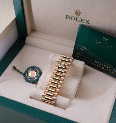 Rolex Day-date 40 Ombre Green - Unworn