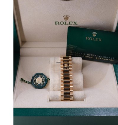 Rolex Day-date 40 Ombre Green - Unworn