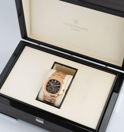 Patek Philippe Nautilus Moonphase Brown Dial 2023 - 5712 1r-001