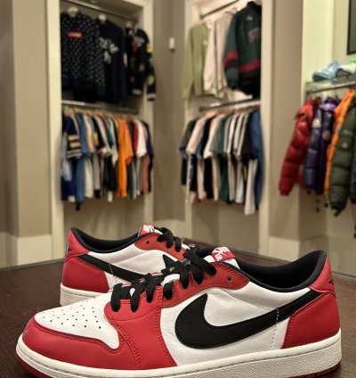 Jordan 1 Retro Low Chicago 2016