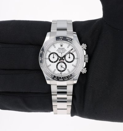 Rolex Daytona New 2025 April 126500ln White Panda Oyster Steel 40 Mm