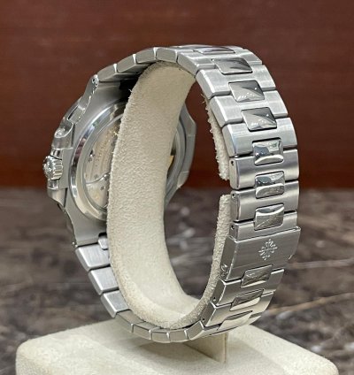 Patek Philippe Nautilus Moonphase Steel 2018 Eu Ref 5712 1a-001