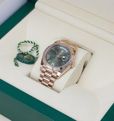 Rolex Day-date 40 Oyster Perpetual Day-date 40 18kt Rose Gold 228235