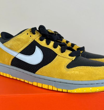 2006 Low Top Dunks In Varsity Maize