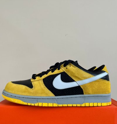 2006 Low Top Dunks In Varsity Maize