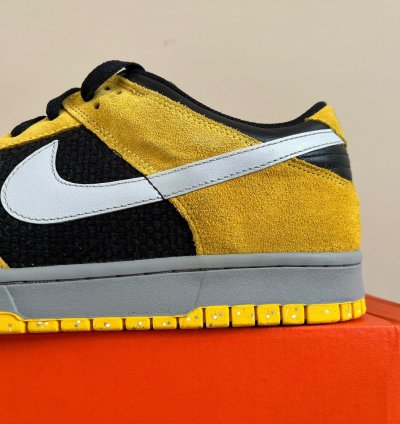 2006 Low Top Dunks In Varsity Maize