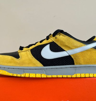 2006 Low Top Dunks In Varsity Maize