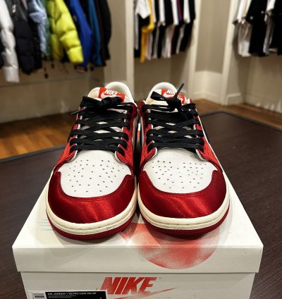 Jordan 1 Retro Low Og Trophy Room Rookie Card Away
