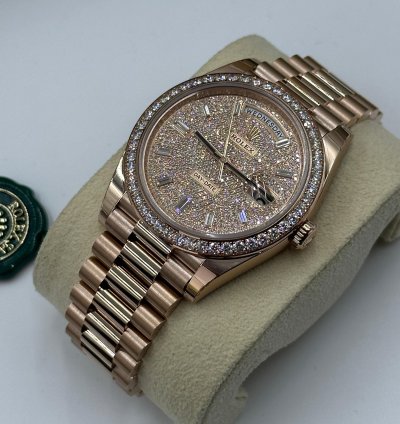 Rolex Day-date 40 Pav Diamond Bezel