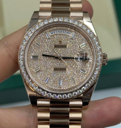 Rolex Day-date 40 Pav Diamond Bezel