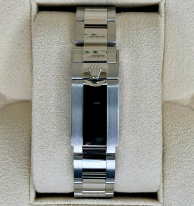 Rolex Daytona New 2025 Daytona 40mm 126506 Platinum Ice Blue Diamond Baguette Dial