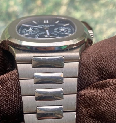 Patek Philippe Nautilus Perpetual Calendar 5740 White Gold Blue