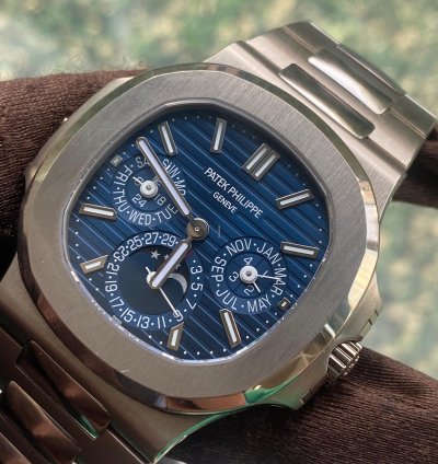 Patek Philippe Nautilus Perpetual Calendar 5740 White Gold Blue