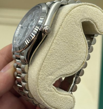 Rolex Day-date 40 Pave Diamond Dial White Gold President