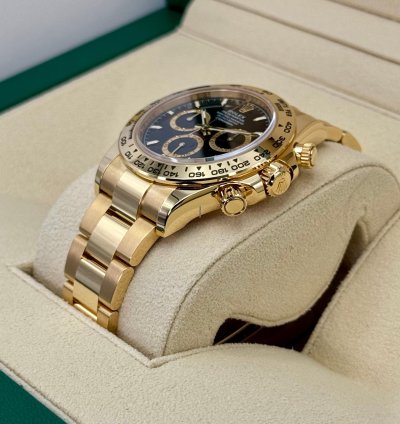 Rolex Daytona New 2025 Daytona 40mm 126508 18k Yellow Gold Black Dial