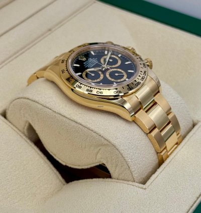 Rolex Daytona New 2025 Daytona 40mm 126508 18k Yellow Gold Black Dial