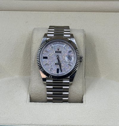 Rolex Day-date 40 Pave Diamond Dial White Gold President