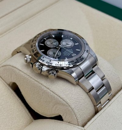 Rolex Daytona New 2025 Daytona 40mm 126509 White Gold Black Dial