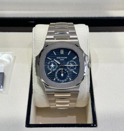 Patek Philippe Nautilus Perpetual Calendar White Gold 5740 1g-001 2020
