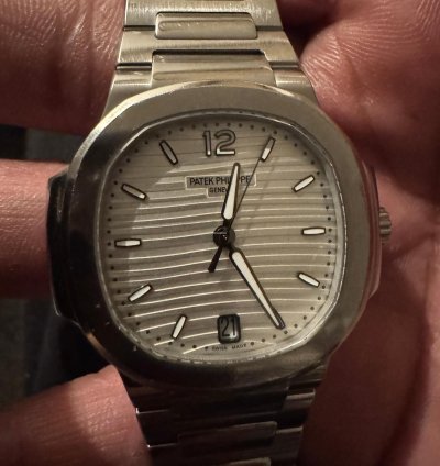 Patek Philippe Nautilus Phillipe 7118 1a-010 With Papers No Box Very Good Cond
