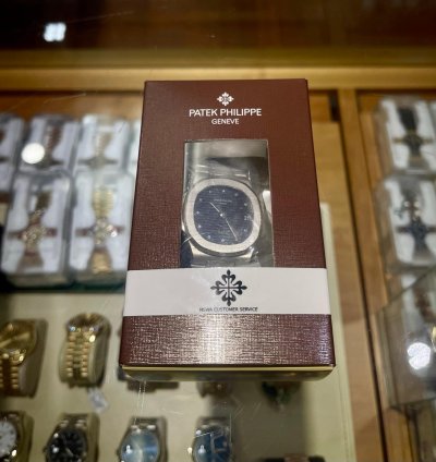 Patek Philippe Nautilus Platinum 3800 1p Factory Blue Diamond Dial Watch Mint