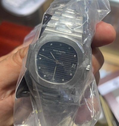 Patek Philippe Nautilus Platinum 3800 1p Factory Blue Diamond Dial Watch Mint