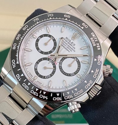 Rolex Daytona New 2025 Unworn Cosmograph Daytona Steel Panda 126500ln Full Set