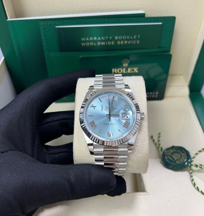 Rolex Day-date 40 Platinum Day-date 40 Watch - Fluted Bezel - Ice Blue Roman Dial President Bracelet 228236