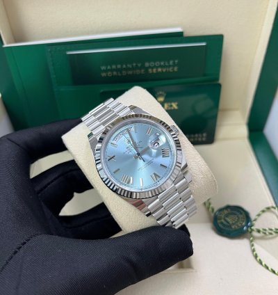 Rolex Day-date 40 Platinum Day-date 40 Watch - Fluted Bezel - Ice Blue Roman Dial President Bracelet 228236