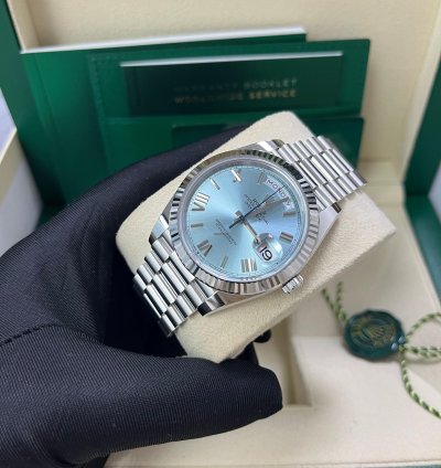 Rolex Day-date 40 Platinum Day-date 40 Watch - Fluted Bezel - Ice Blue Roman Dial President Bracelet 228236