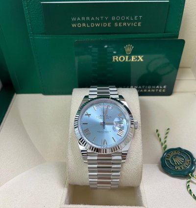 Rolex Day-date 40 Platinum Day-date 40 Watch - Fluted Bezel - Ice Blue Roman Dial President Bracelet 228236