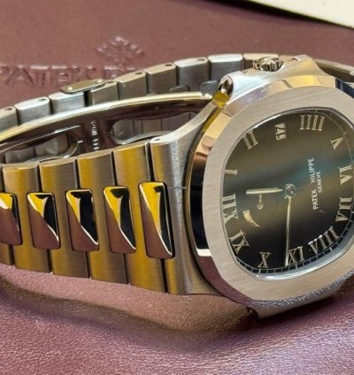 Patek Philippe Nautilus Power Reserve