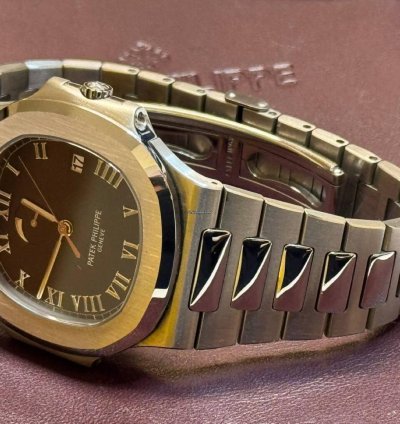 Patek Philippe Nautilus Power Reserve