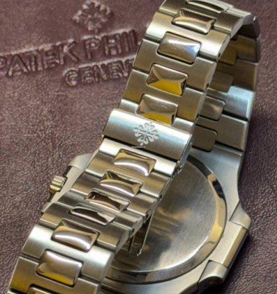 Patek Philippe Nautilus Power Reserve