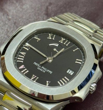 Patek Philippe Nautilus Power Reserve