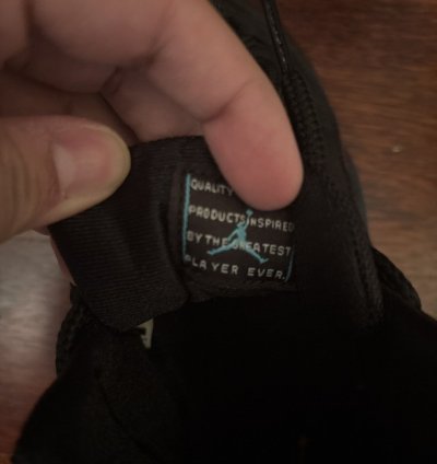 Jordan 11 Gamma - Like New