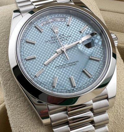Rolex Day-date 40 Platinum Motif Ice Blue With Factory Arabic Calendar