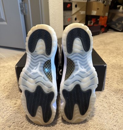 Jordan 11 Gratitude Size 10 5