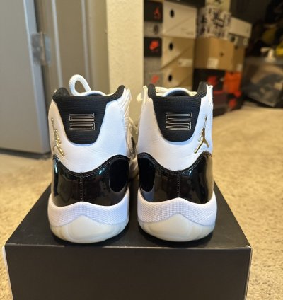 Jordan 11 Gratitude Size 10 5