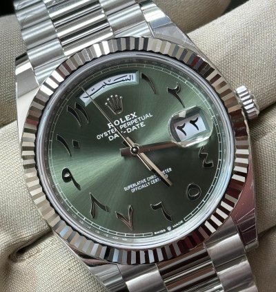 Rolex Day-date 40 Platinum Olive Green Arabic Dial 40 Mm