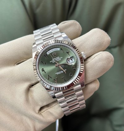 Rolex Day-date 40 Platinum Olive Green Arabic Dial 40 Mm