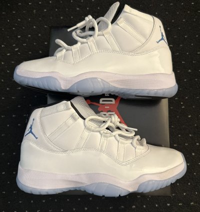 Jordan 11 Legend Blue